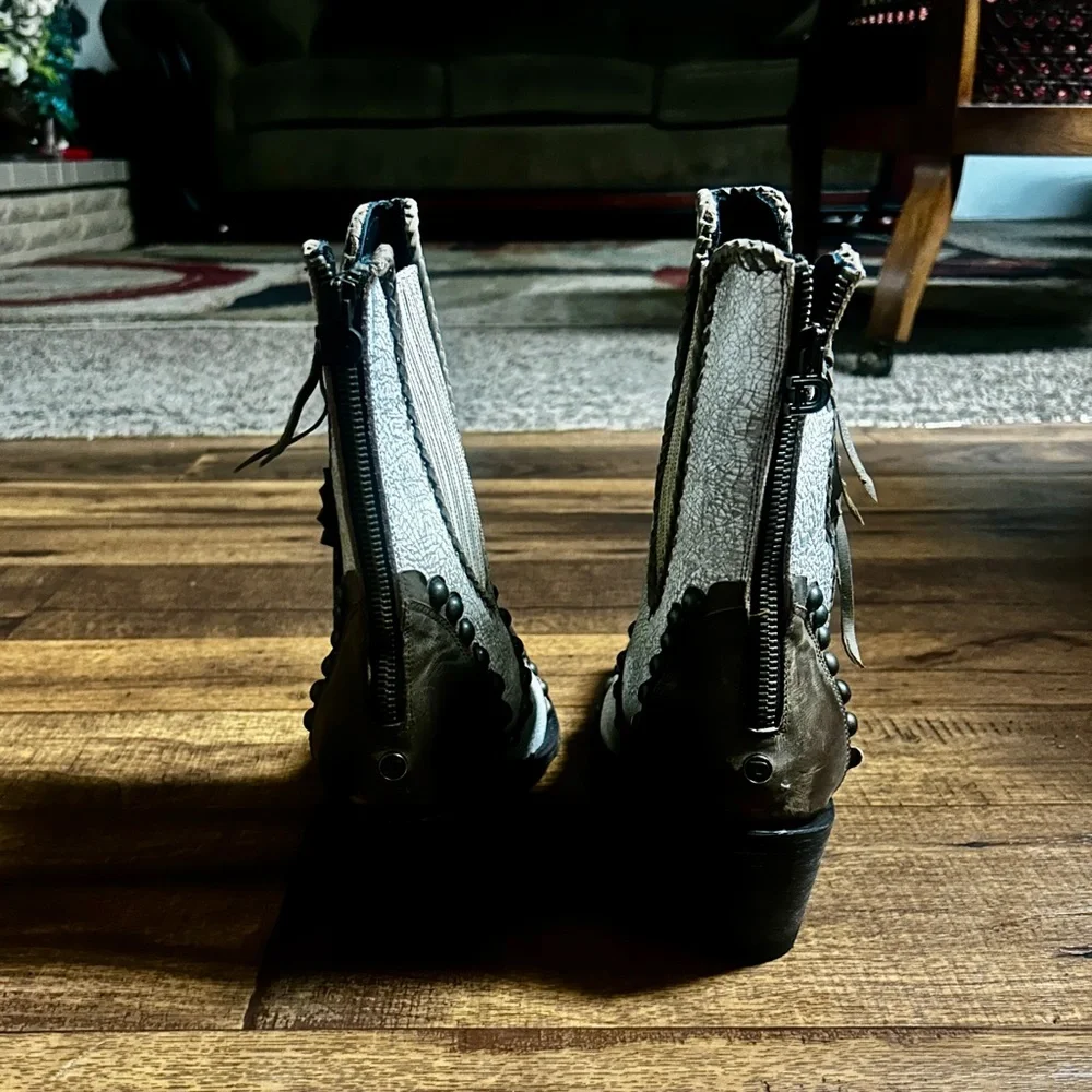 Double D Ranch Old Gringo ~ Size 10 ~ White & Brown Studded Ankle Boots ~ New - Picture 11 of 16